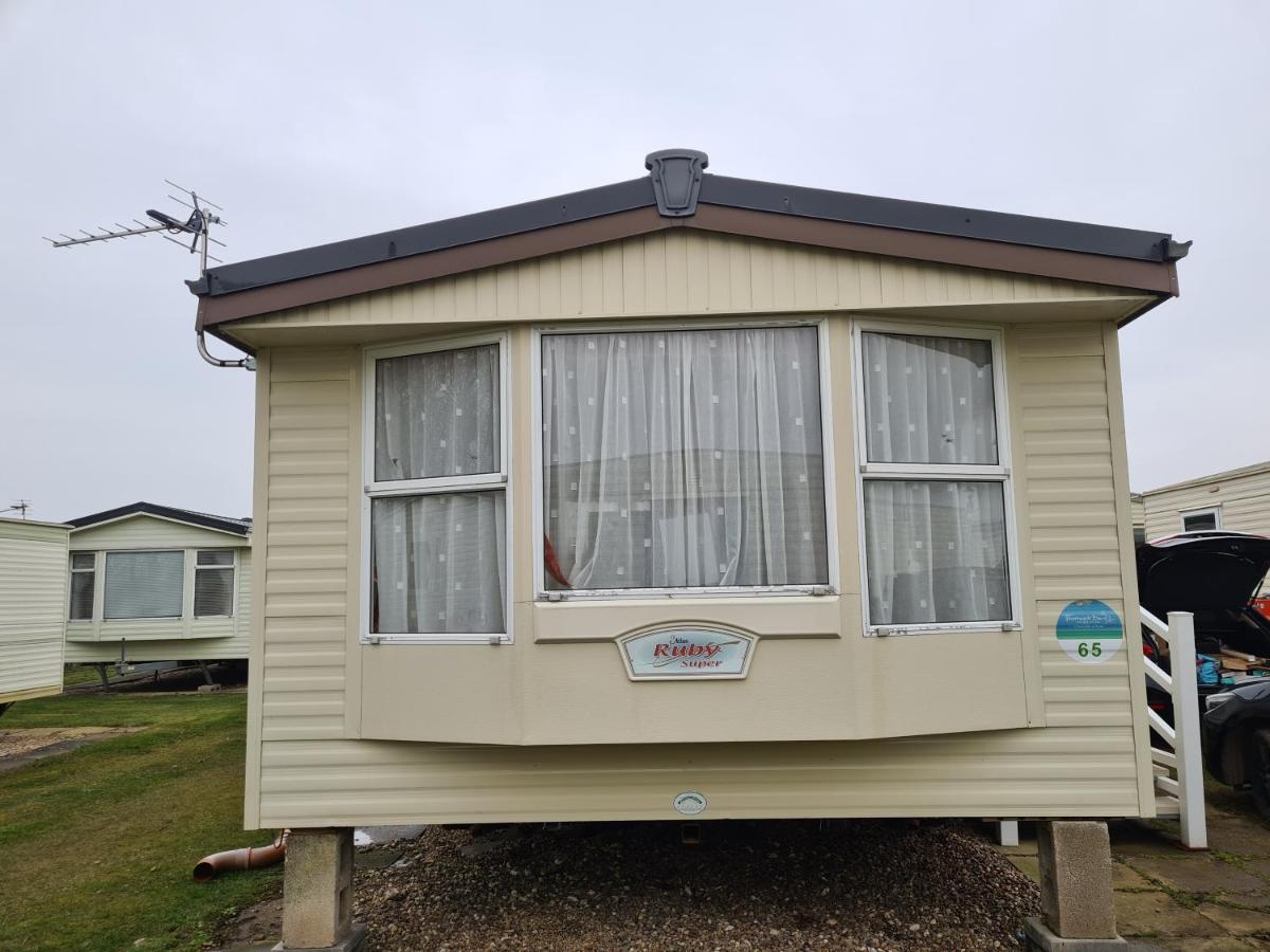 6 Berth Promenade *